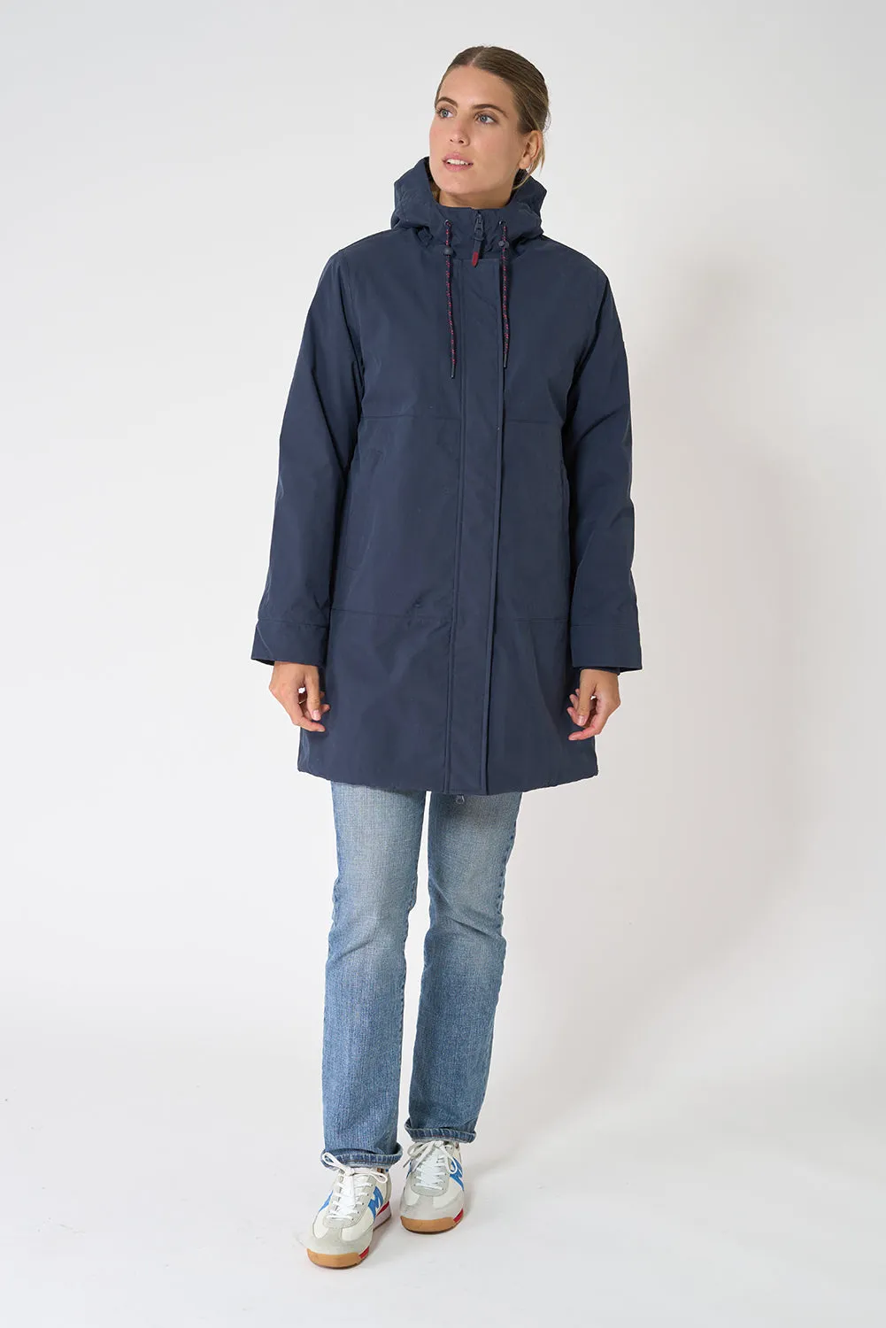 Abrigo de mujer impermeable con borreguito interior