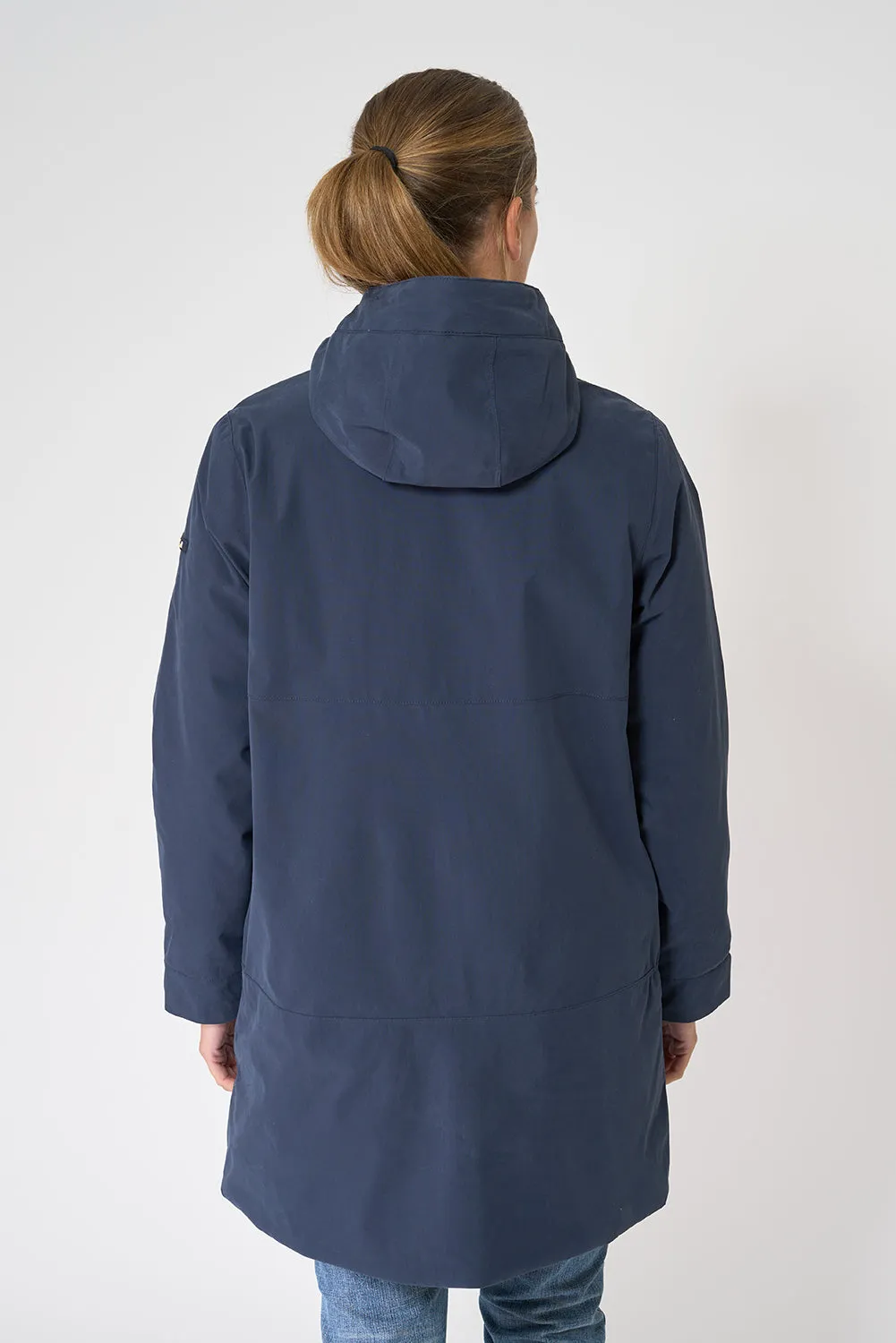 Abrigo de mujer impermeable con borreguito interior