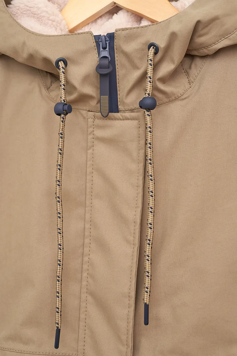 Abrigo de mujer impermeable con borreguito interior