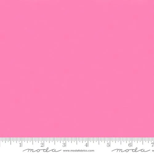 Bella Solids - Camellia - 9900 441 - Half Yard