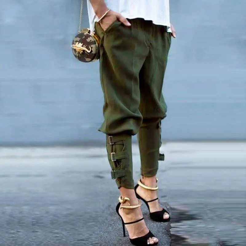 Calça Harem com Fivelas