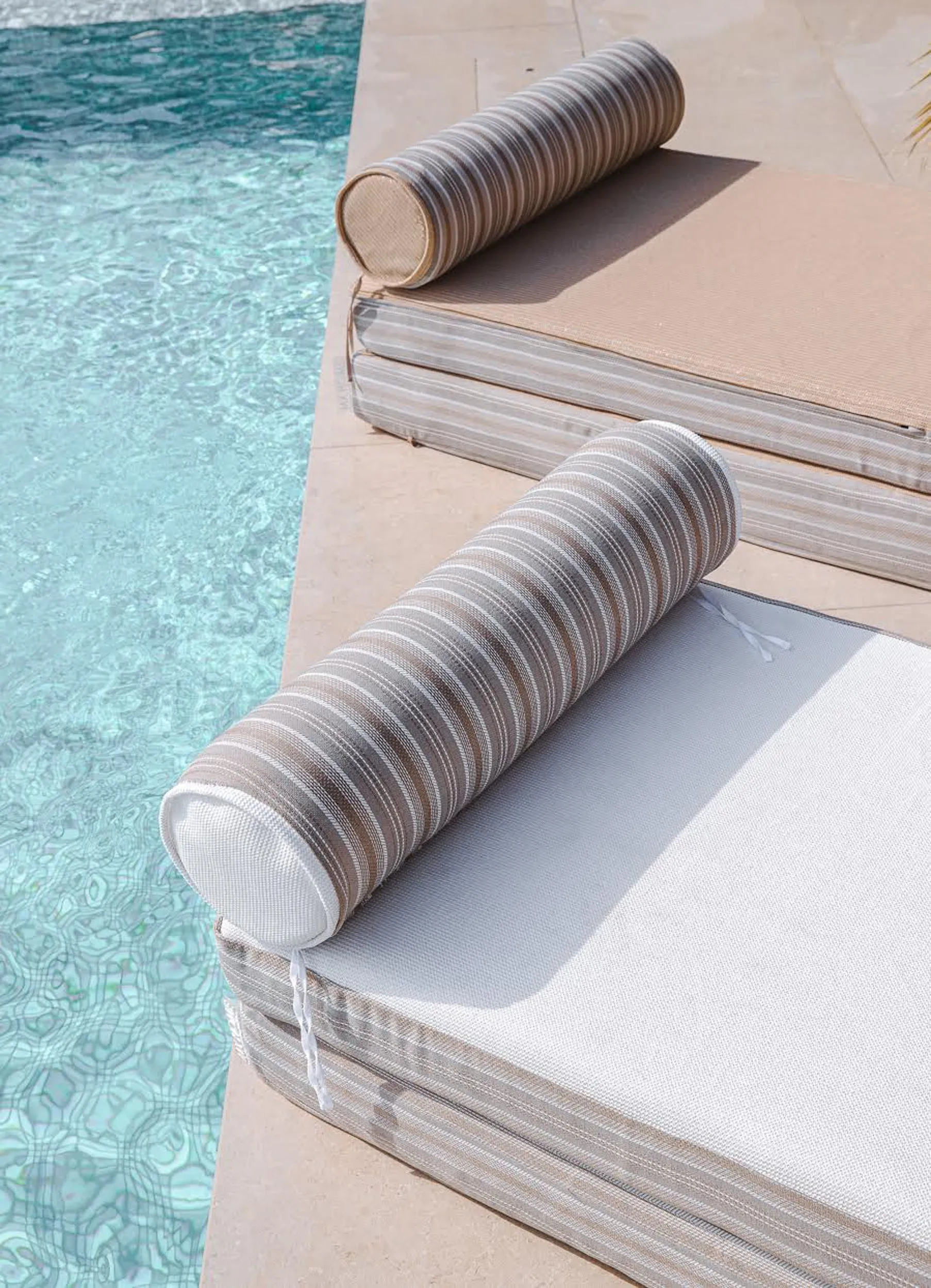 Matelas réversible recto rayé & verso raphia - Double ou simple - Extérieur