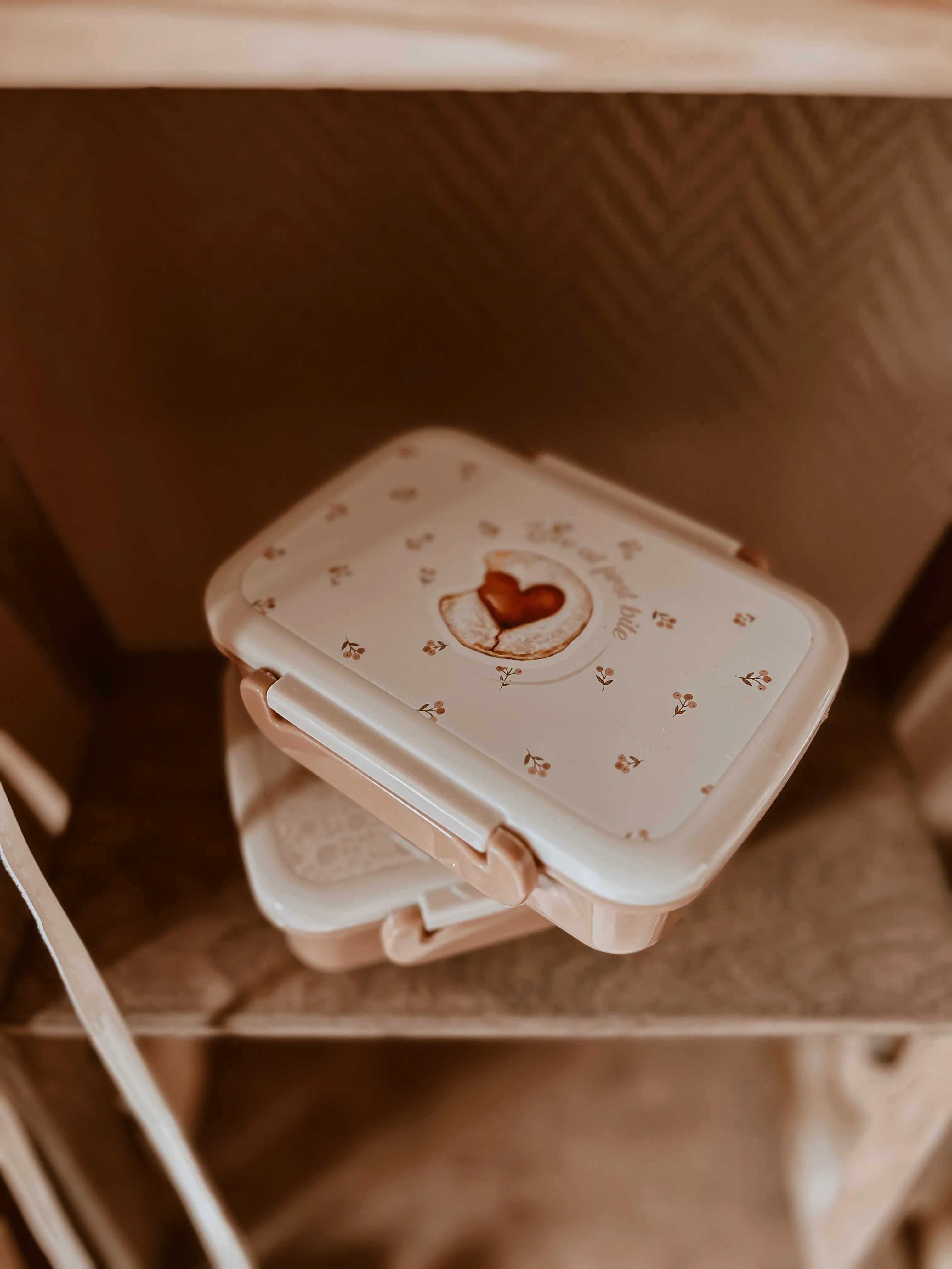 New Lunch Box - Flower Buds