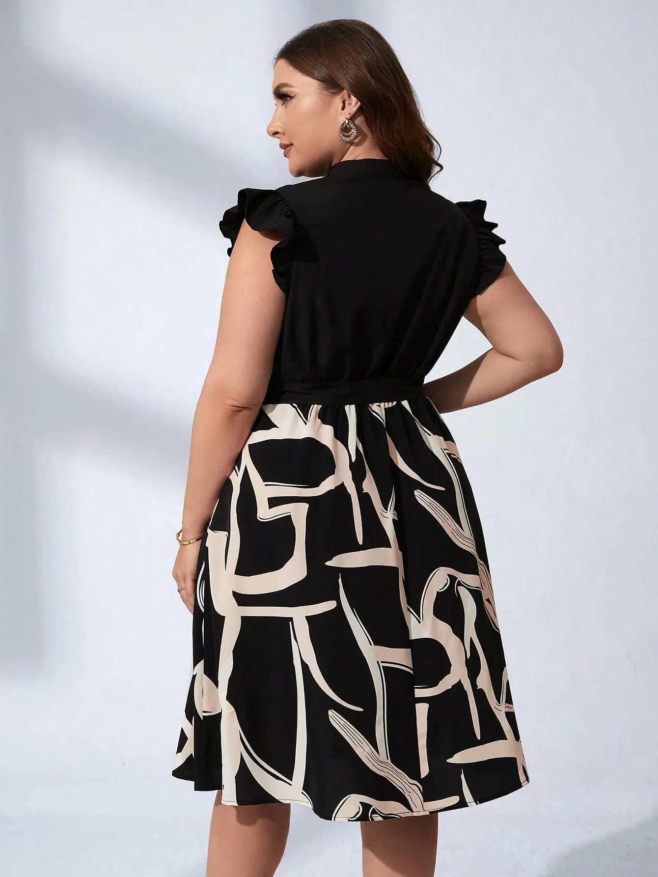 Vestido Feminino Com Estampa Gráfica Plus Size - Josie
